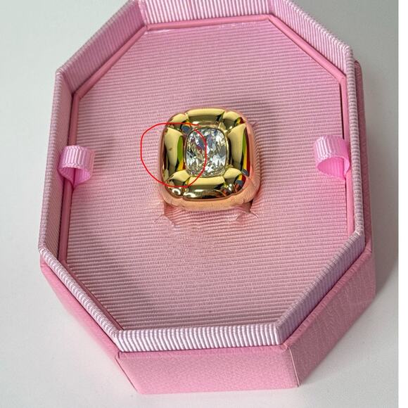 Swarovski Dulcis Cocktail Ring Size 60/ 9 Color gold Damage - Picture 2 of 6